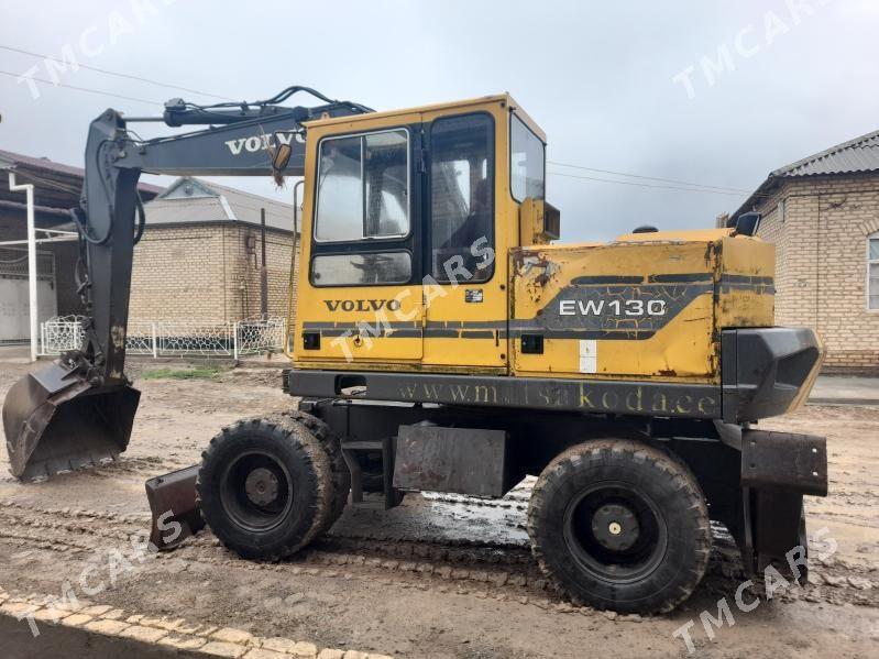 Komatsu PC138USLC-11 1994 - 280 000 TMT - Векильбазар - img 3