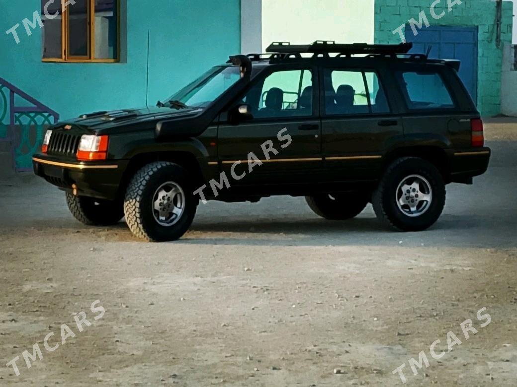 Jeep Grand Cherokee 4xe 2005 - 120 000 TMT - Берекет - img 7
