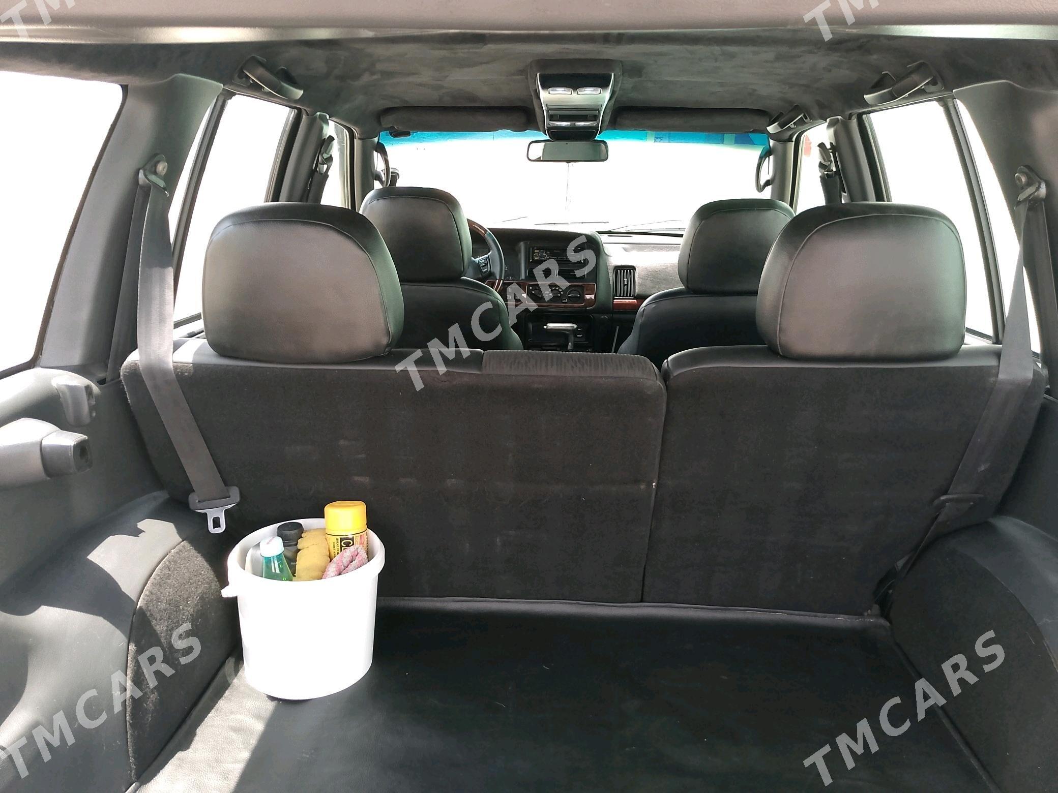 Jeep Grand Cherokee 4xe 2005 - 120 000 TMT - Берекет - img 3
