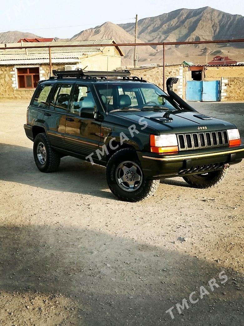 Jeep Grand Cherokee 4xe 2005 - 120 000 TMT - Берекет - img 9