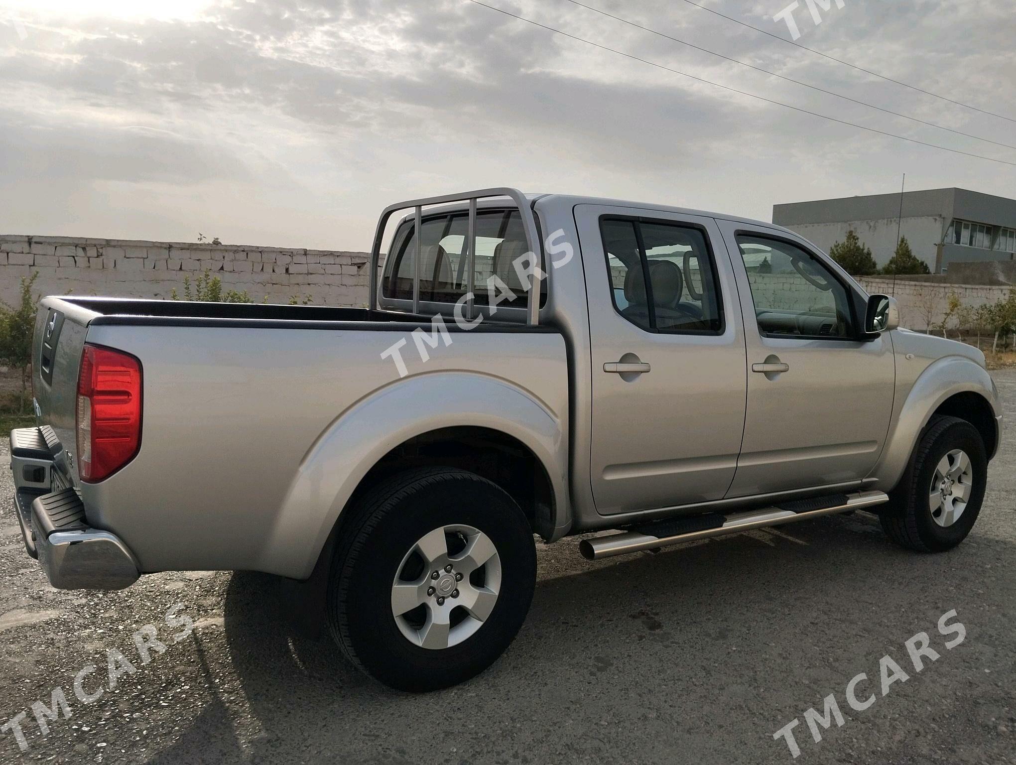 Nissan Navara 2014 - 230 000 TMT - Gyzylarbat - img 3