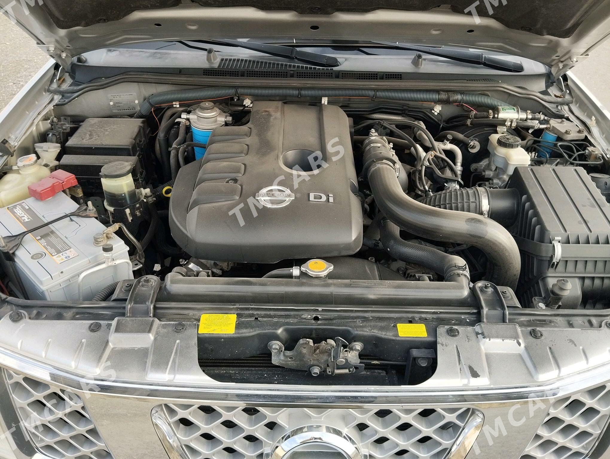 Nissan Navara 2014 - 230 000 TMT - Gyzylarbat - img 4