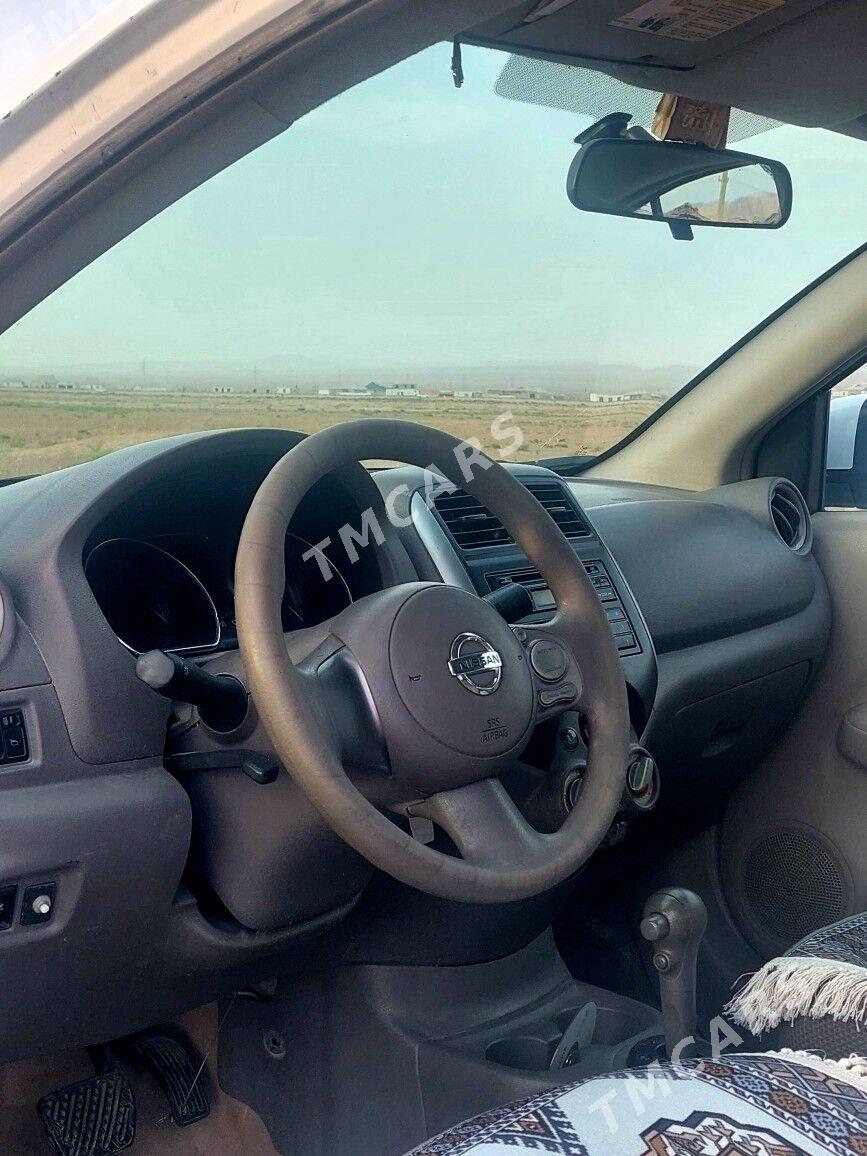 Nissan Versa 2012 - 91 000 TMT - Jebel - img 3