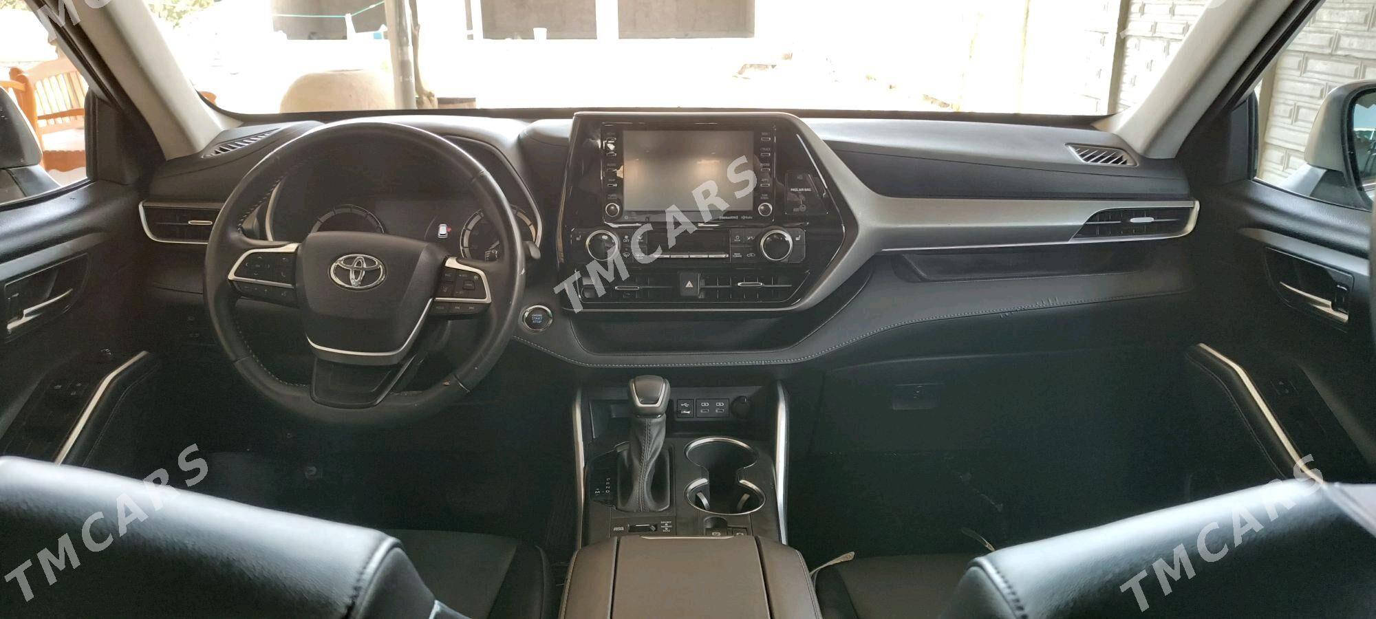 Toyota Highlander 2022 - 490 000 TMT - Векильбазар - img 7