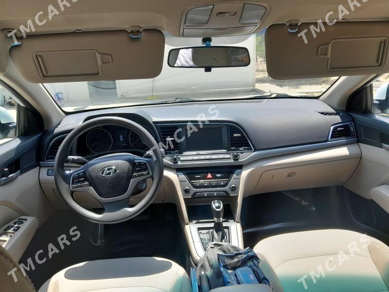 Hyundai Elantra 2018 - 195 000 TMT - Aşgabat - img 6