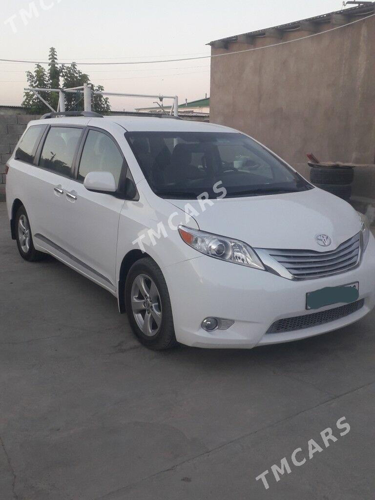 Toyota Sienna 2015 - 340 000 TMT - Ашхабад - img 4