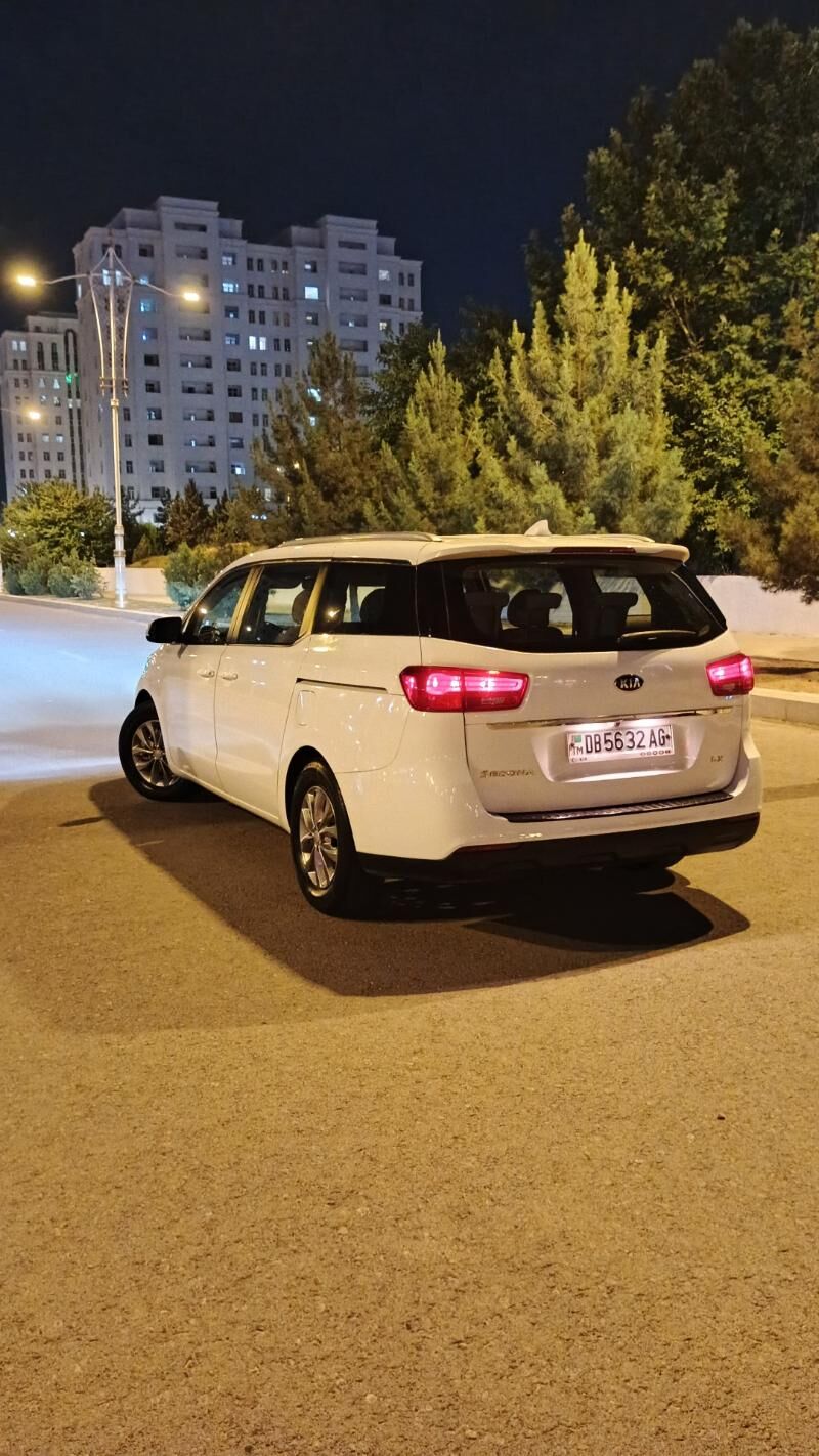 Kia Sedona 2020 - 388 000 TMT - Ашхабад - img 4