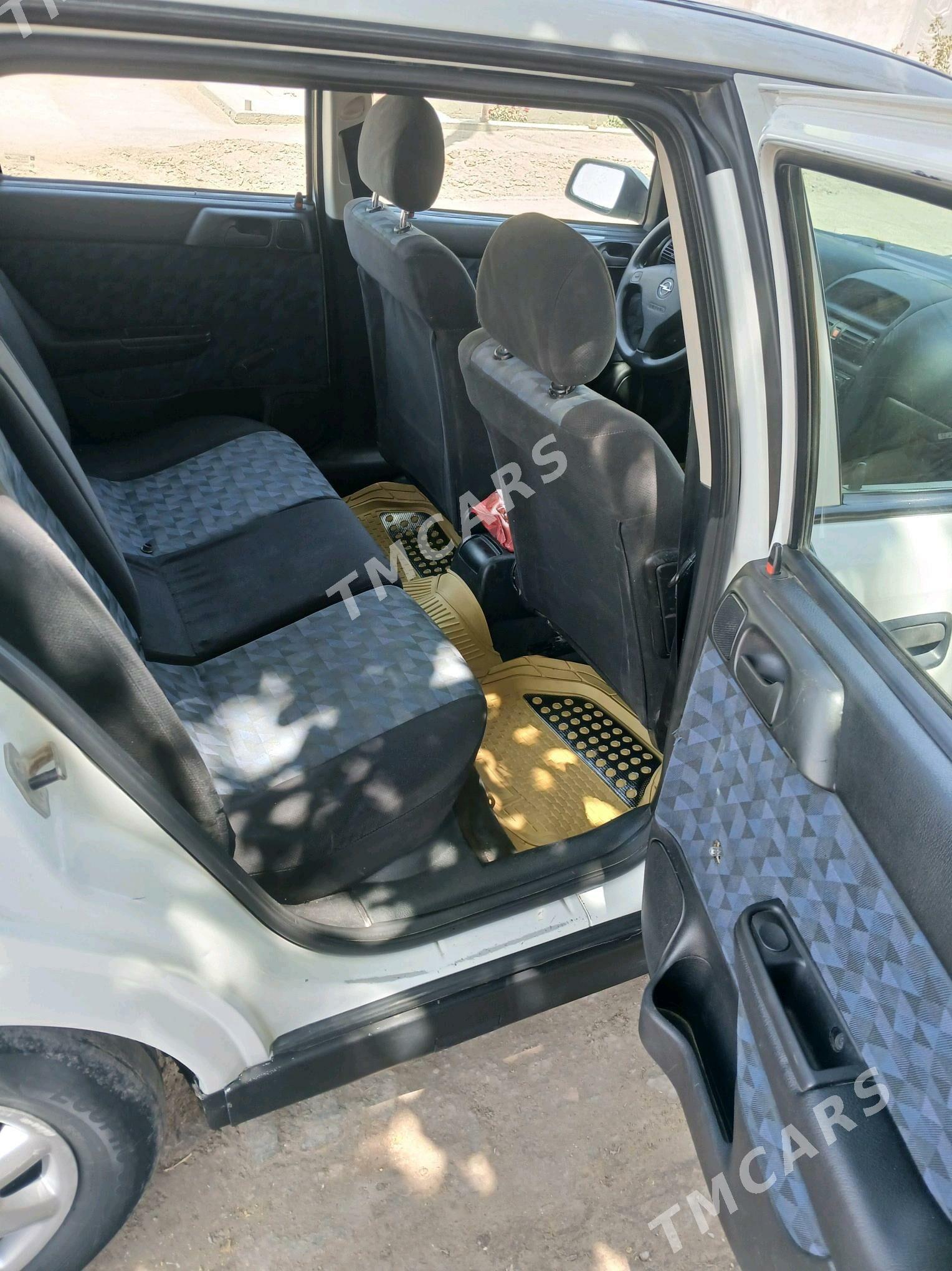 Opel Astra 1999 - 75 000 TMT - Гурбансолтан Едже - img 6