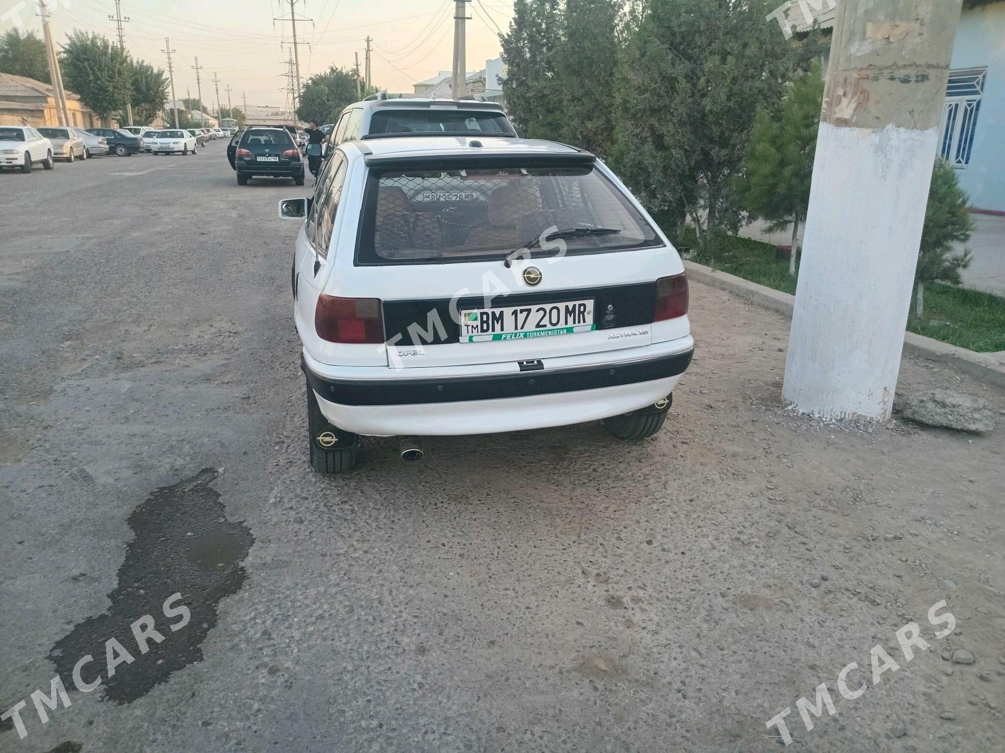 Opel Astra 1991 - 28 000 TMT - Мургап - img 4