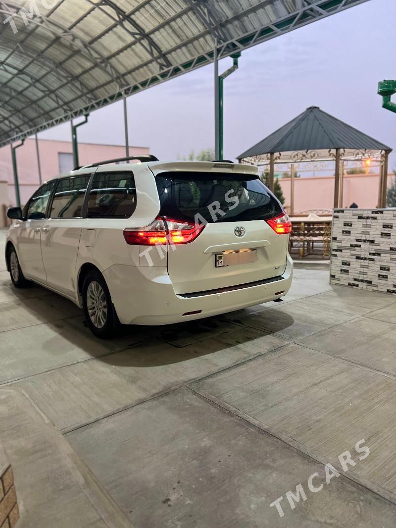 Toyota Sienna 2016 - 396 000 TMT - Ашхабад - img 7