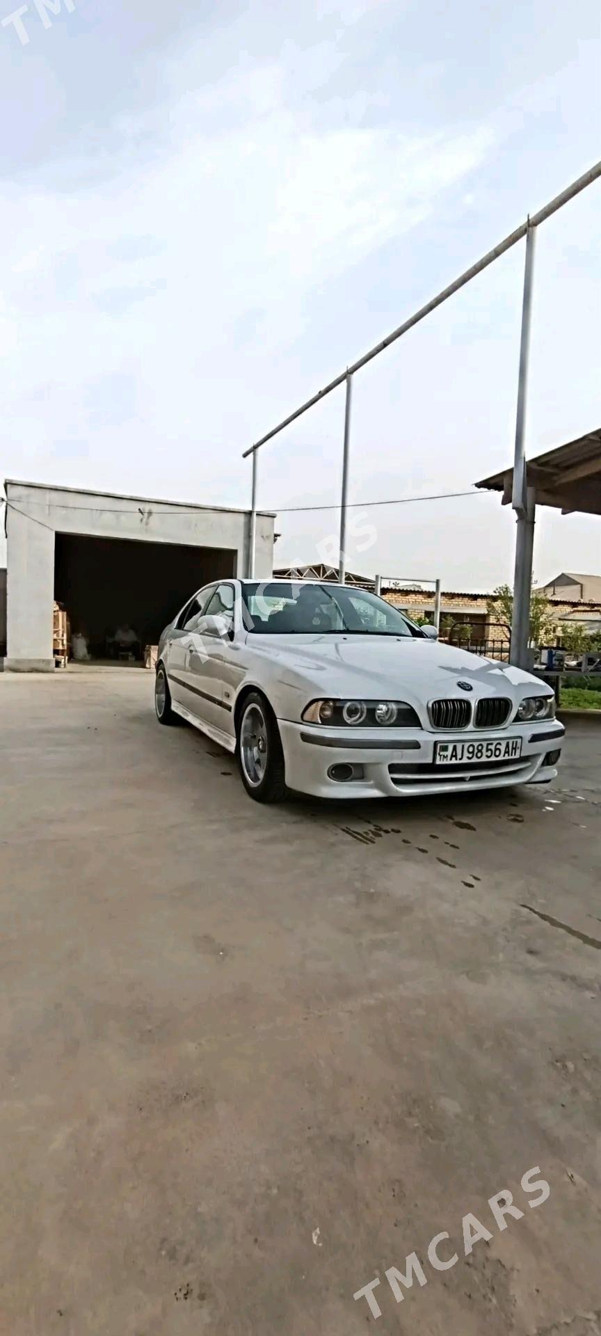 BMW 5 Series 2002 - 115 000 TMT - Tejen - img 3