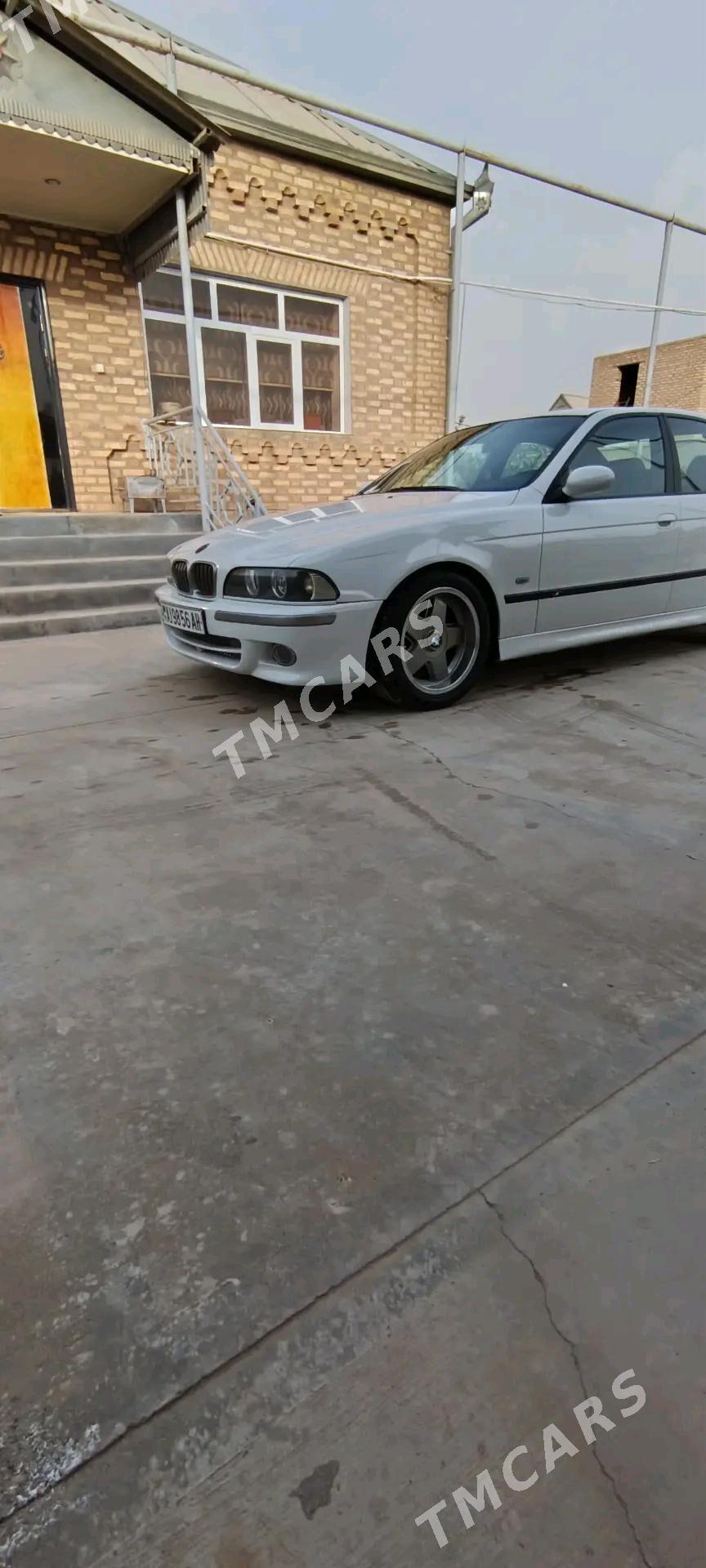 BMW 5 Series 2002 - 115 000 TMT - Tejen - img 5