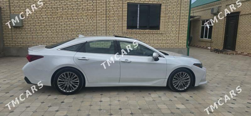 Toyota Avalon 2019 - 470 000 TMT - Ашхабад - img 9