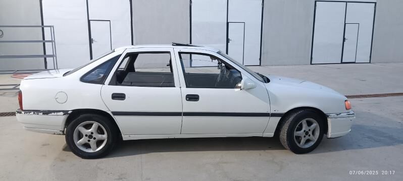 Opel Vectra 1993 - 30 000 TMT - Туркменабат - img 4