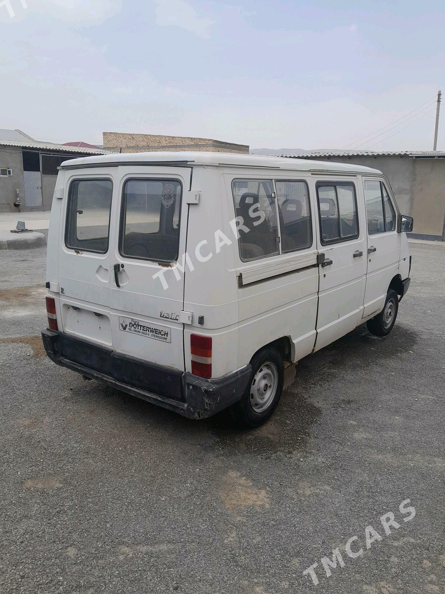 Renault Trafic 1993 - 20 000 TMT - Гызыларбат - img 4