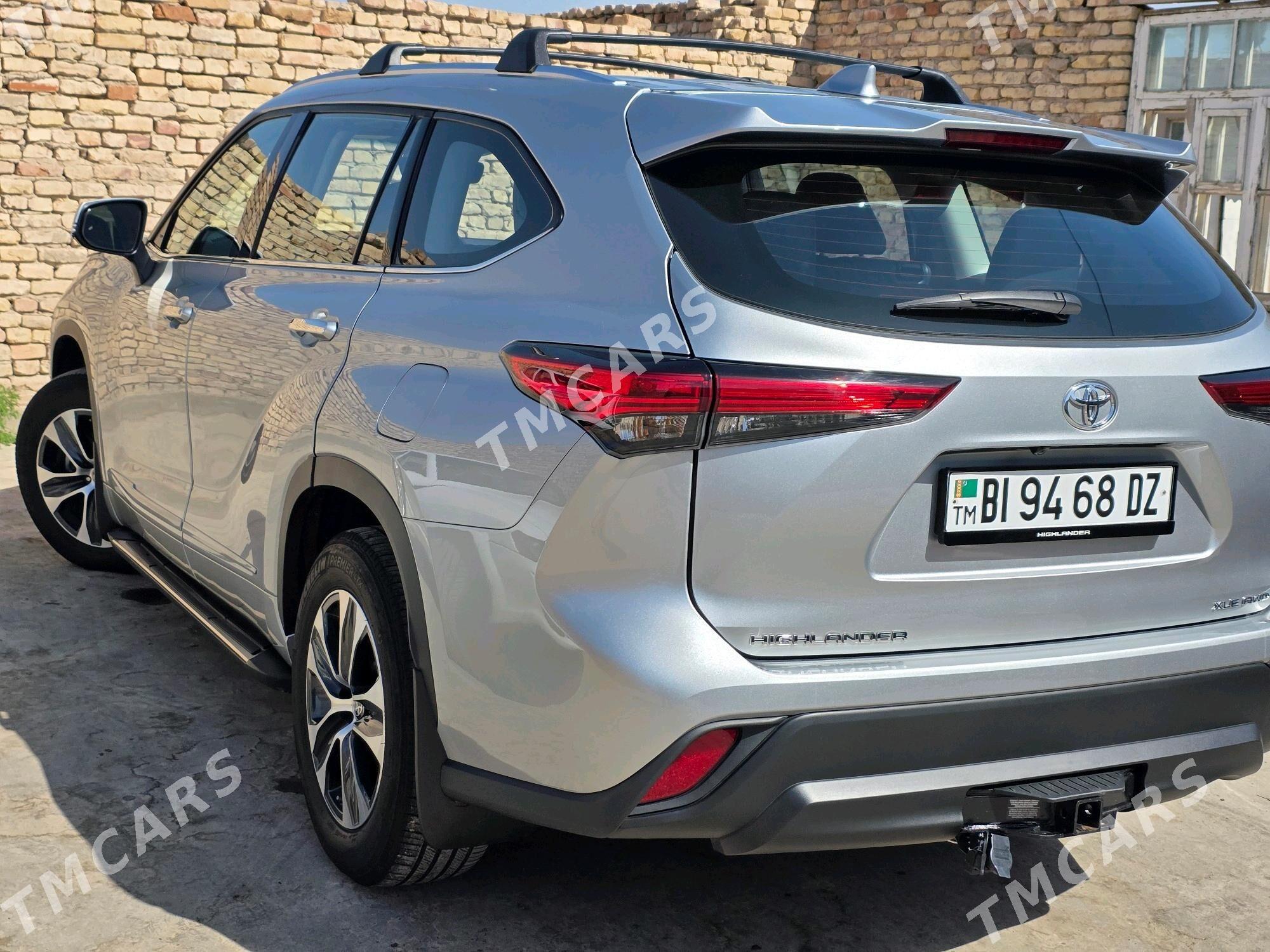 Toyota Highlander 2021 - 565 000 TMT - Кёнеургенч - img 4