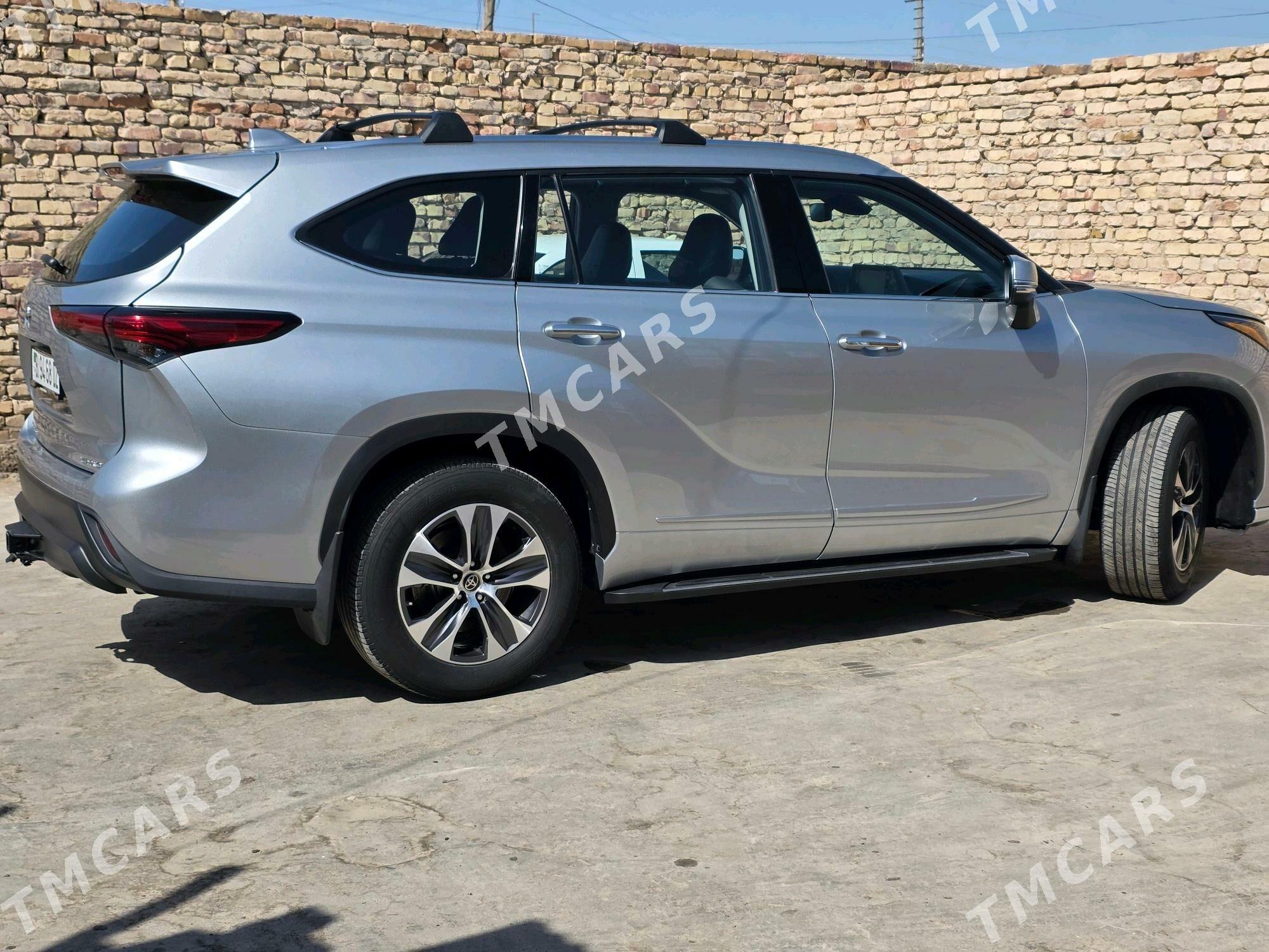 Toyota Highlander 2021 - 565 000 TMT - Кёнеургенч - img 3