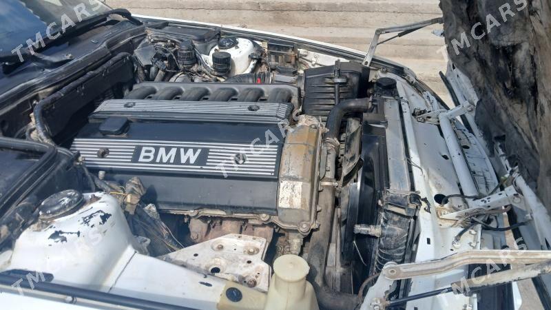 BMW 525 1992 - 53 000 TMT - Sarahs - img 5