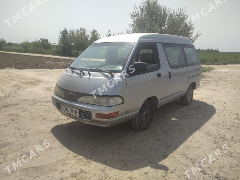 Toyota Town Ace 2005 - 50 000 TMT - Farap - img 5