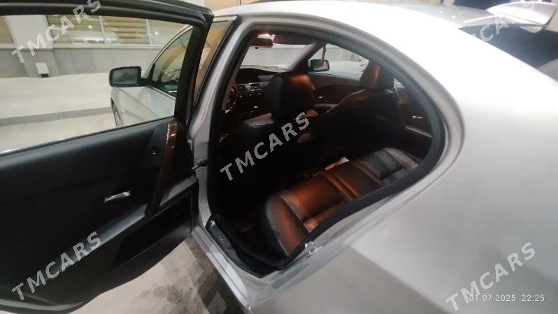 BMW E60 2004 - 170 000 TMT - Балканабат - img 4