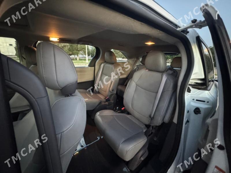Toyota Sienna 2021 - 450 000 TMT - Ашхабад - img 8