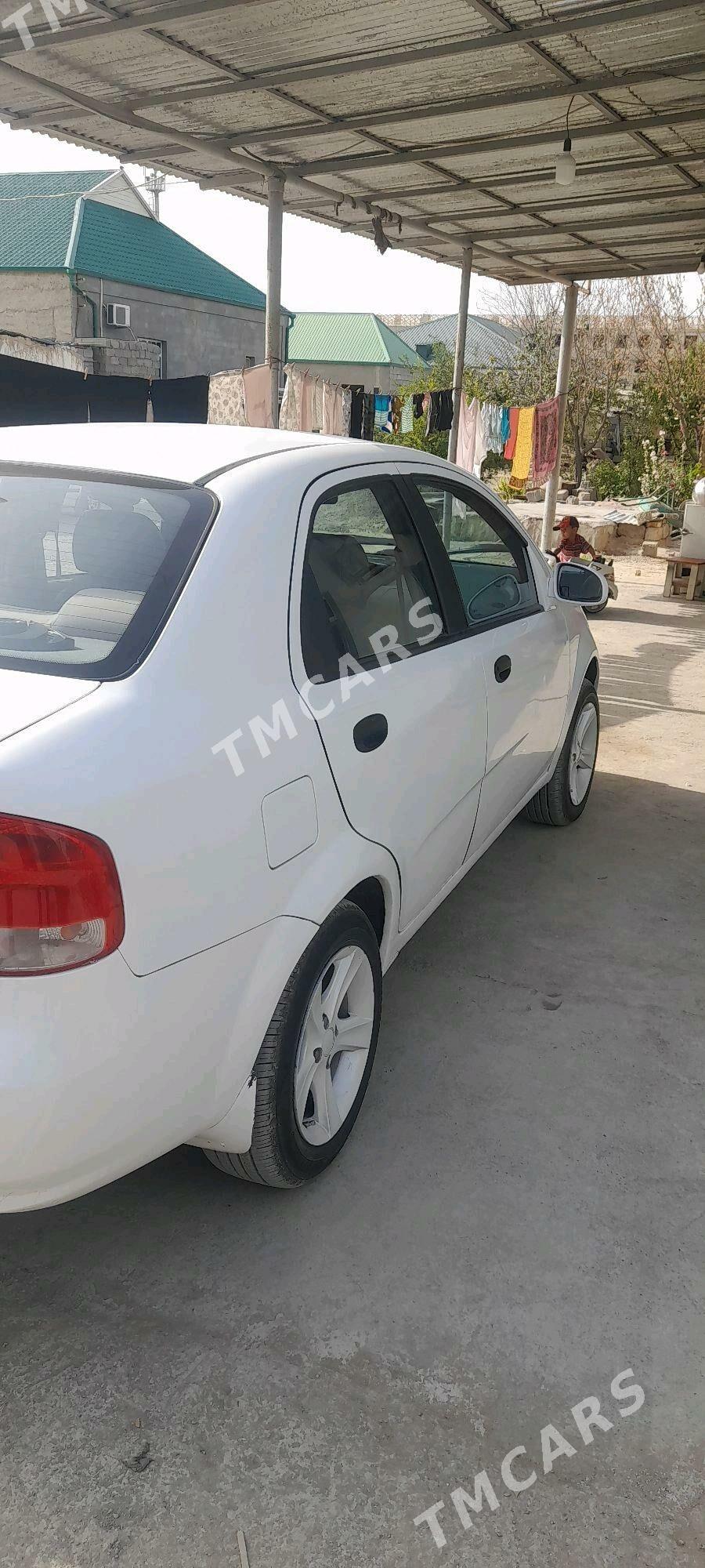 Chevrolet Aveo 2004 - 72 000 TMT - Änew - img 2