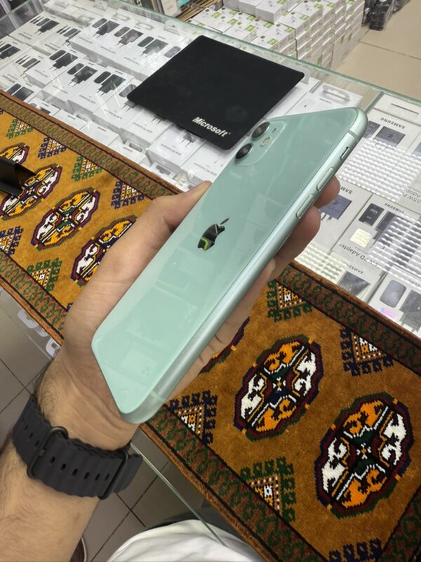 iPhone 11 128gb 2sim - Garaşsyzlygyň 15 ýyllygy Söwda Merkezi - img 3