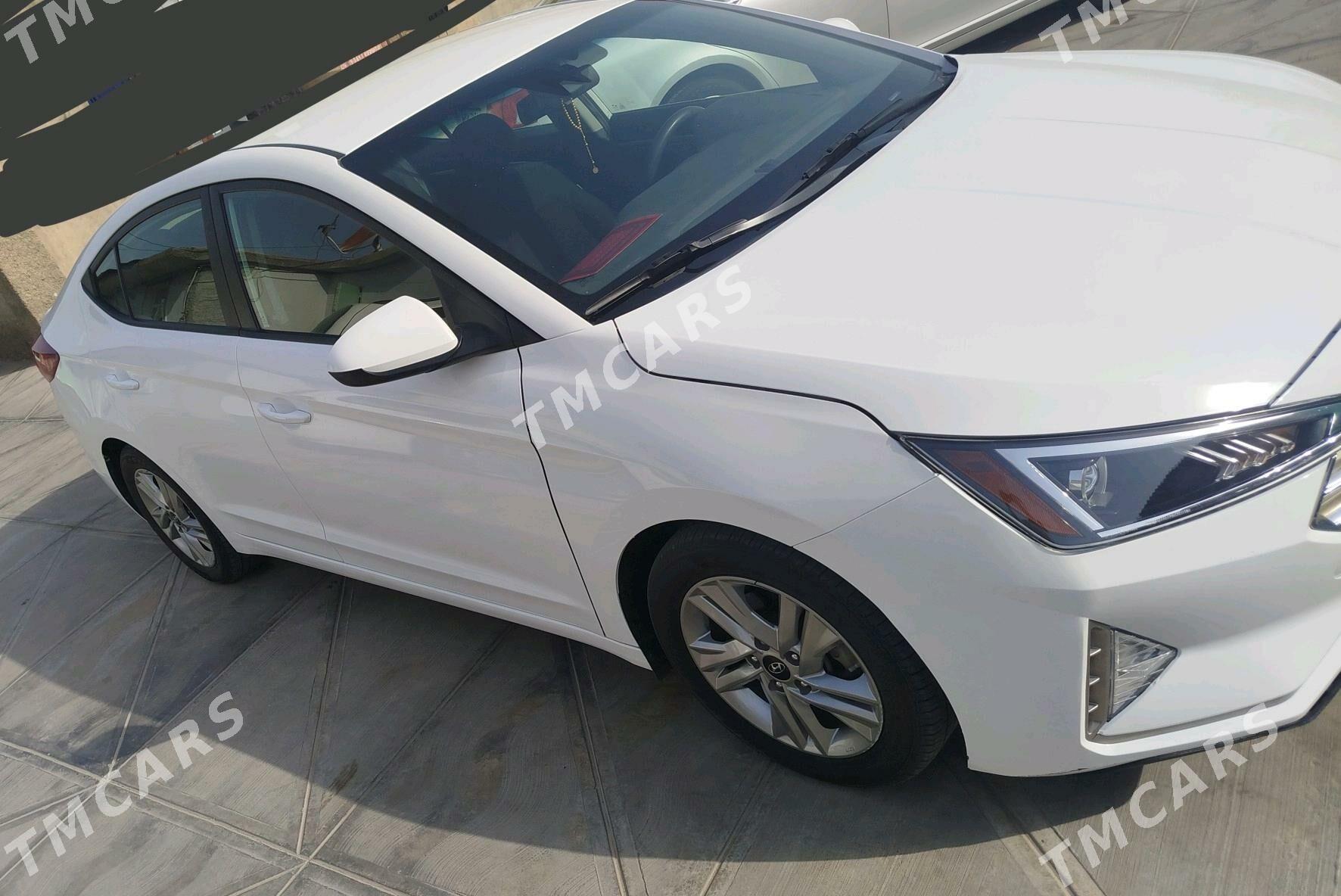 Hyundai Elantra 2020 - 210 000 TMT - Büzmeýin - img 7