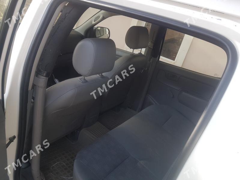 Toyota Hilux 2010 - 250 000 TMT - Dänew - img 5