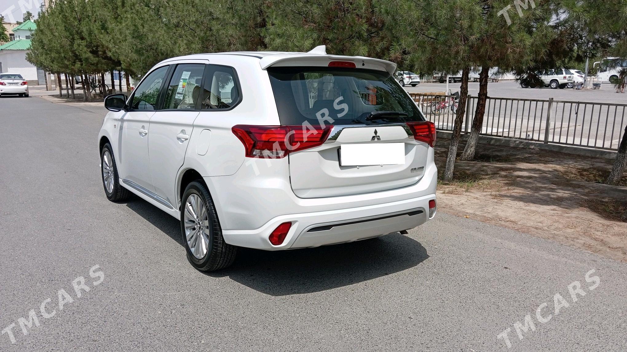 Mitsubishi Outlander 2023 - 280 000 TMT - Гаудан "В" - img 3
