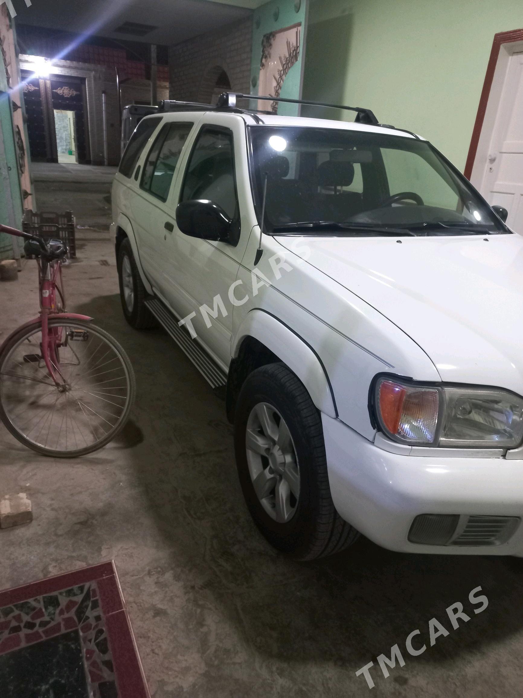 Nissan Pathfinder 2000 - 90 000 TMT - Туркменабат - img 4