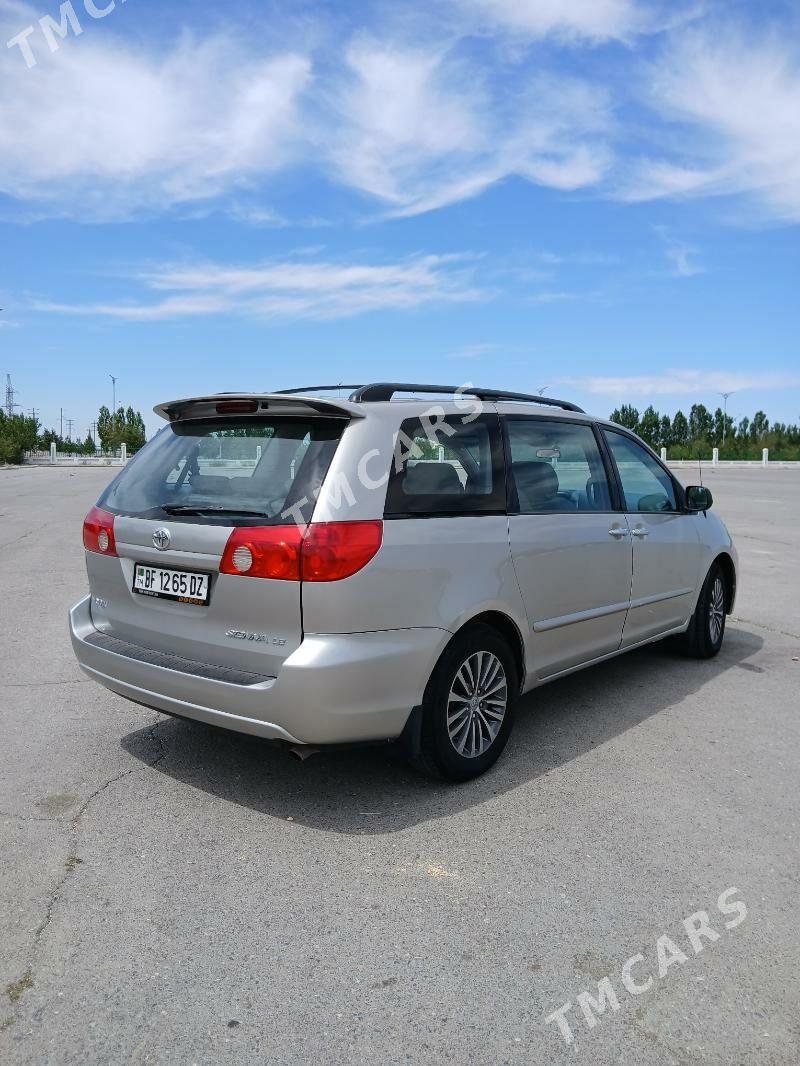 Toyota Sienna 2006 - 250 000 TMT - Gurbansoltan Eje - img 6