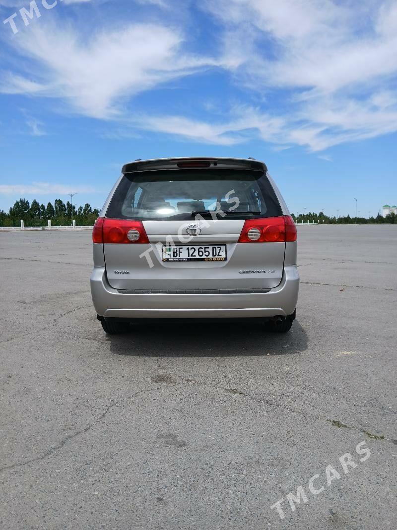 Toyota Sienna 2006 - 250 000 TMT - Gurbansoltan Eje - img 7