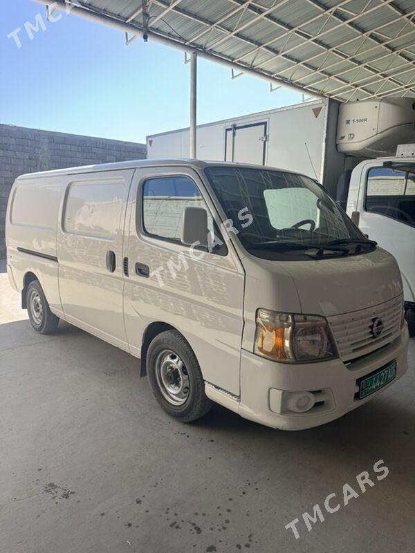 Nissan Urvan 2010 - 195 000 TMT - Mary - img 4