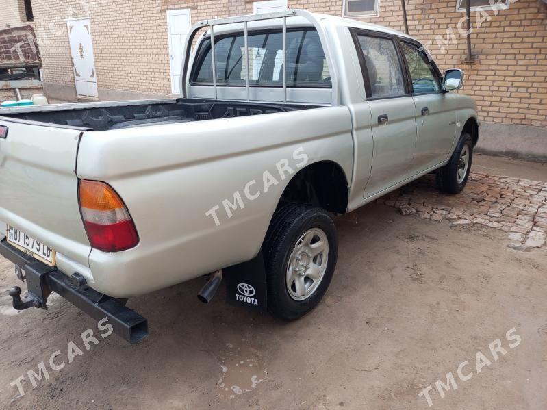Mitsubishi L200 2001 - 70 000 TMT - Farap - img 3