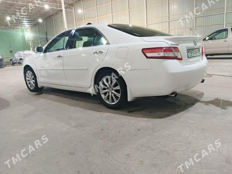 Toyota Camry 2010 - 165 000 TMT - Байрамали - img 3