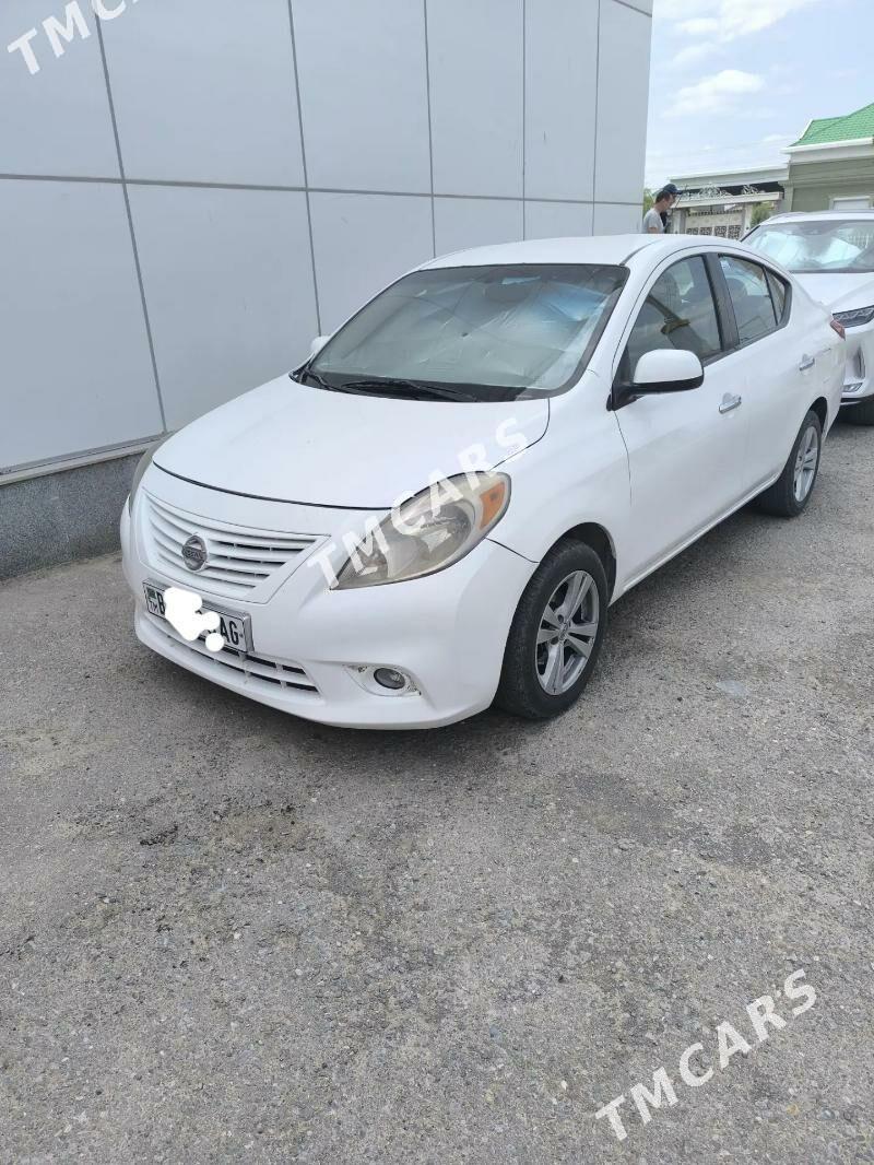 Nissan Versa 2012 - 107 000 TMT - Bedew - img 4