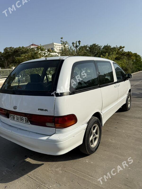 Toyota Previa 1996 - 65 000 TMT - Туркменбаши - img 2