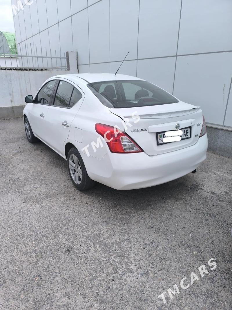 Nissan Versa 2012 - 107 000 TMT - Bedew - img 6
