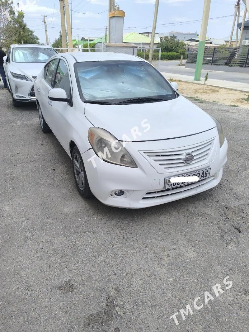 Nissan Versa 2012 - 107 000 TMT - Bedew - img 8