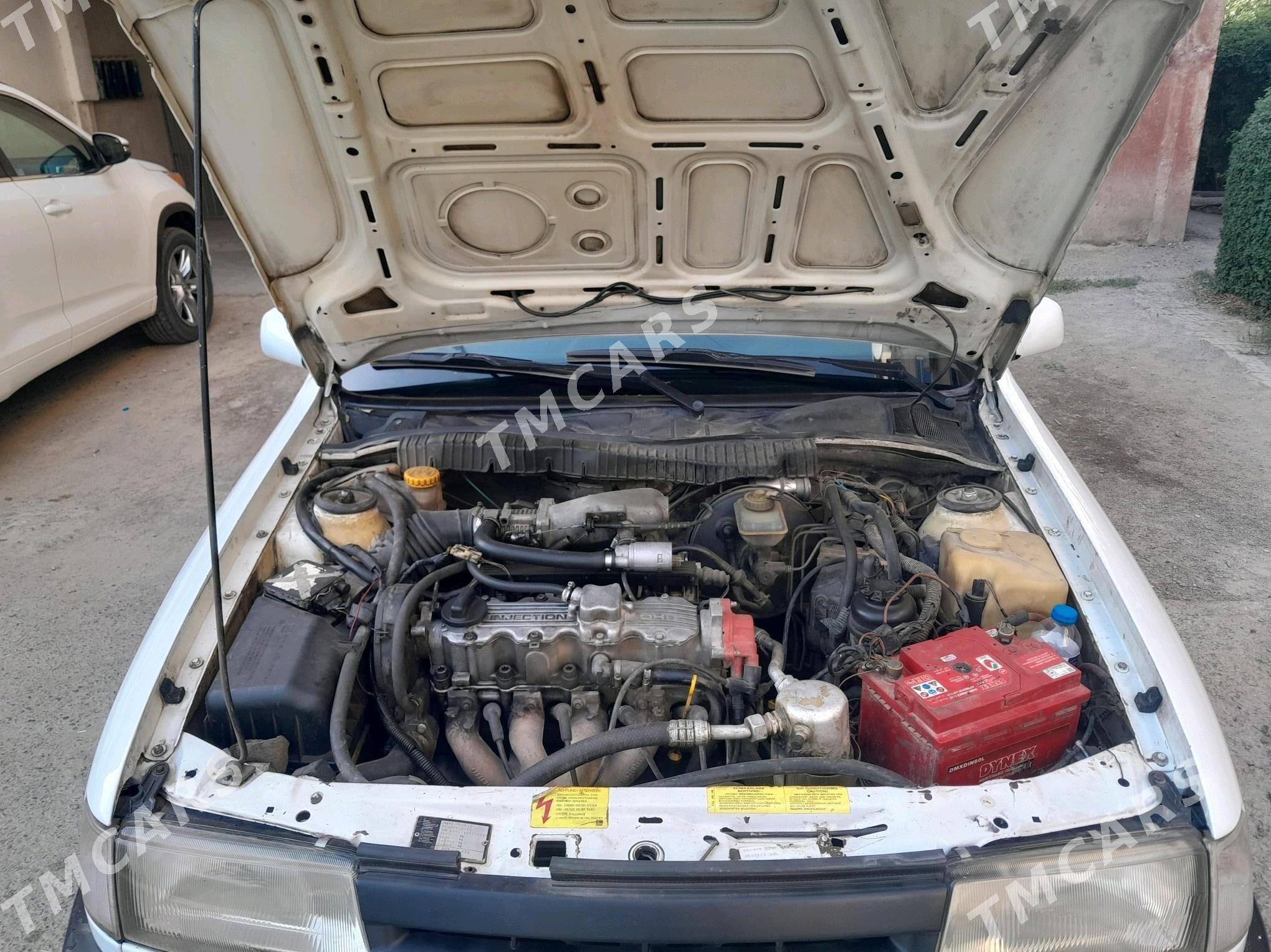 Opel Vectra 1992 - 35 000 TMT - Mary - img 5