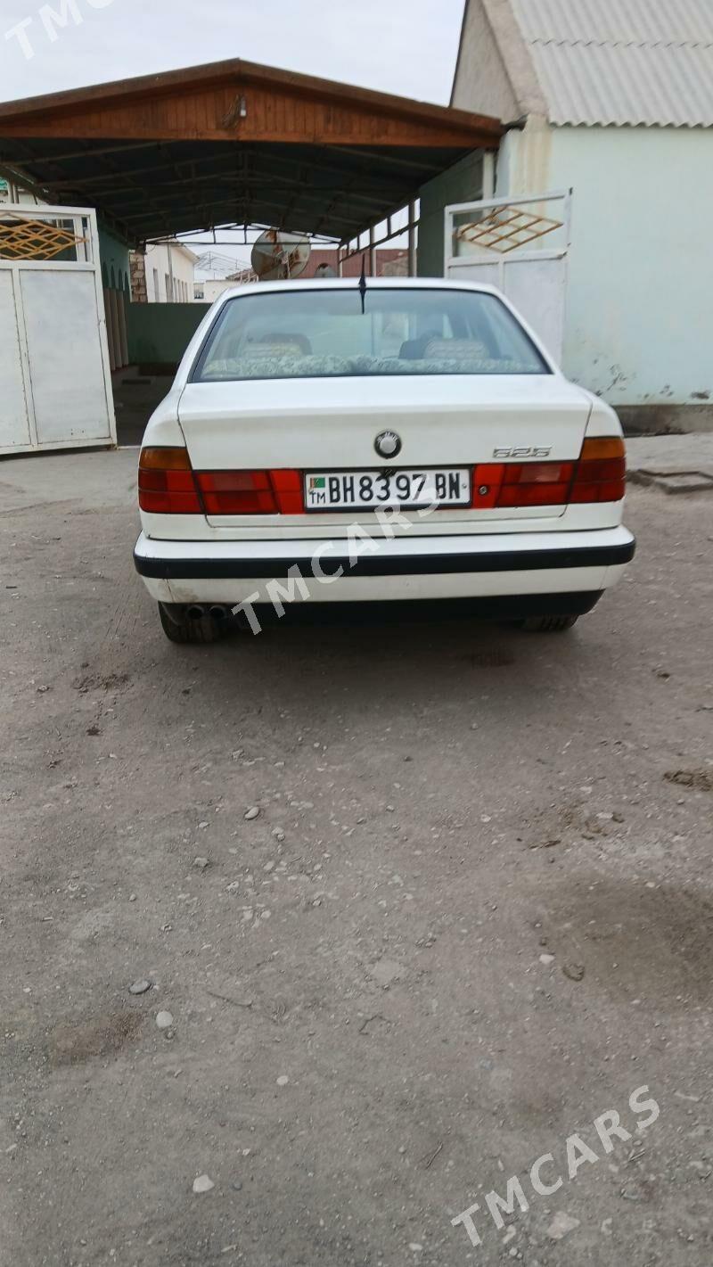 BMW 525 1992 - 25 000 TMT - Джебел - img 4