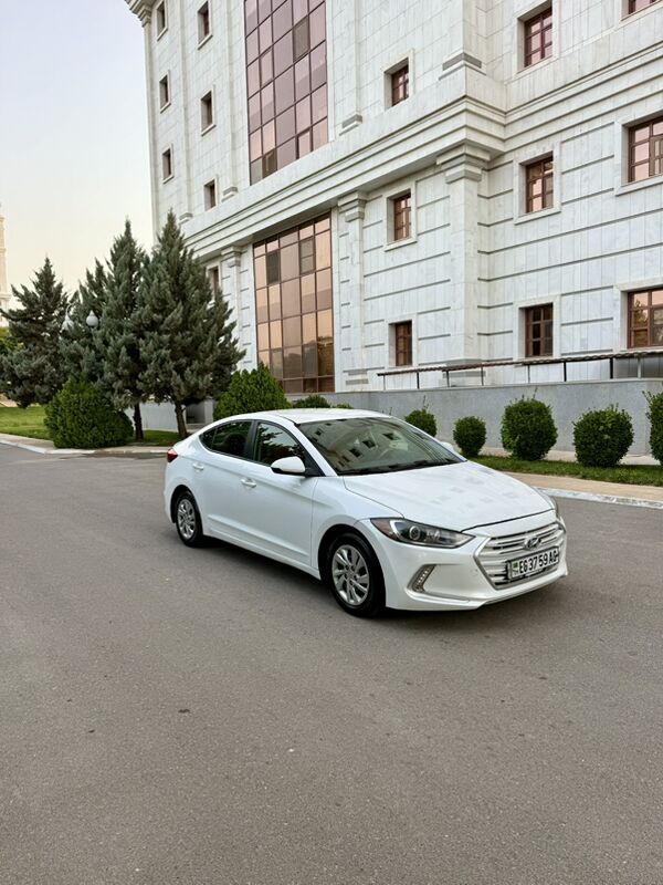 Hyundai Elantra 2018 - 177 000 TMT - Ашхабад - img 4