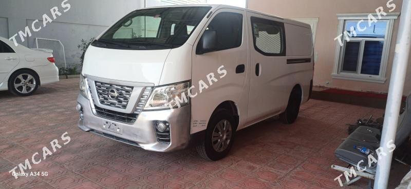 Nissan Urvan 2020 - 320 000 TMT - Mary - img 6
