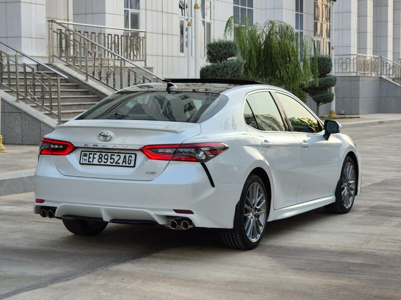 Toyota Camry 2021 - 445 000 TMT - Ашхабад - img 4