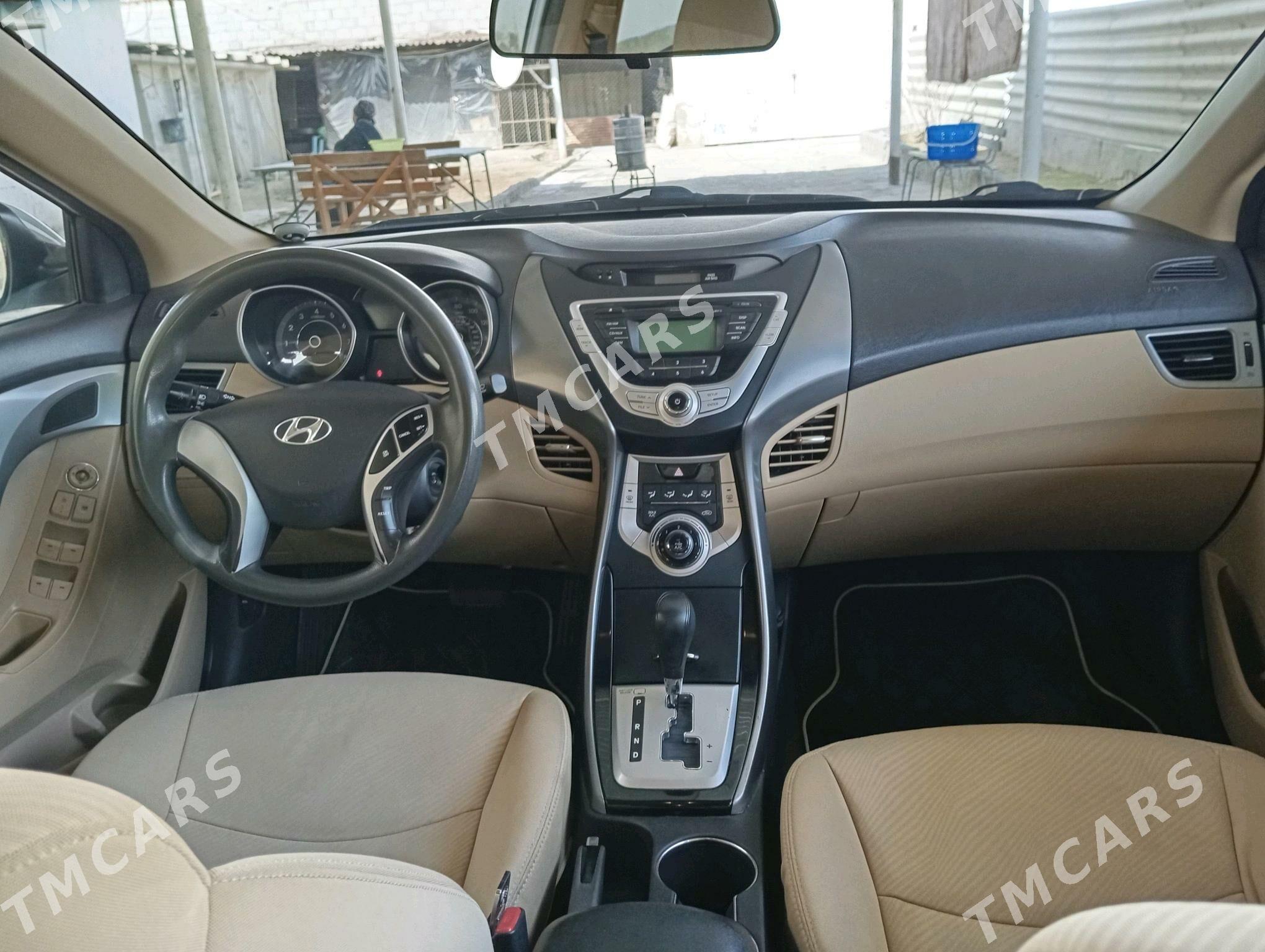 Hyundai Elantra 2012 - 145 000 TMT - Гёкдепе - img 6