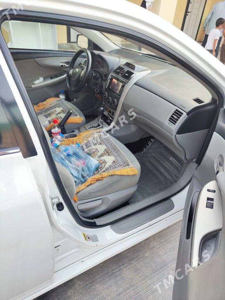 Toyota Corolla 2013 - 165 000 TMT - Aşgabat - img 4