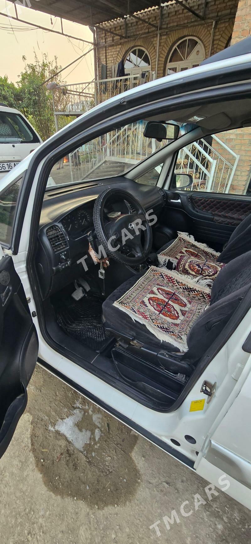Opel Zafira 2001 - 75 000 TMT - Бахарден - img 3