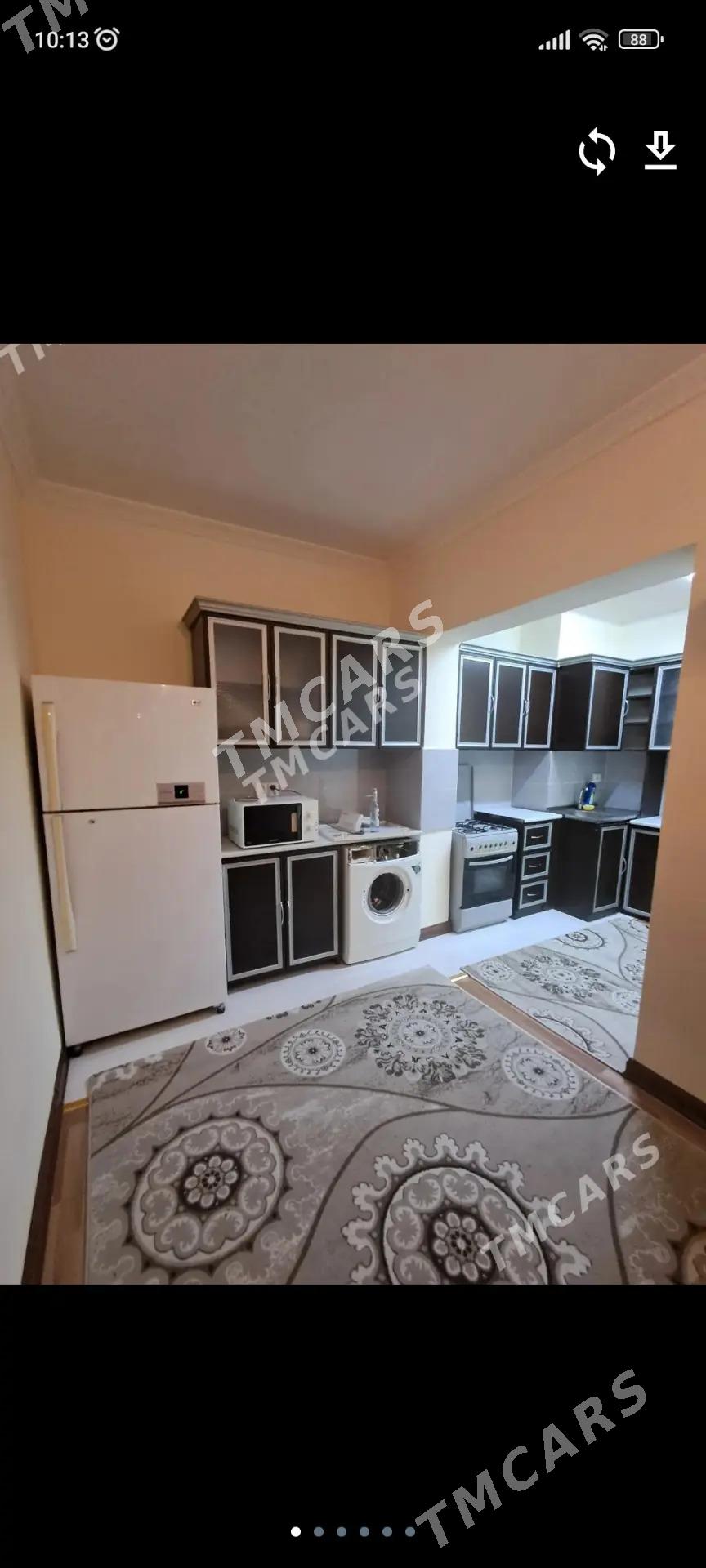 kireýine - Howdan "W" - img 2