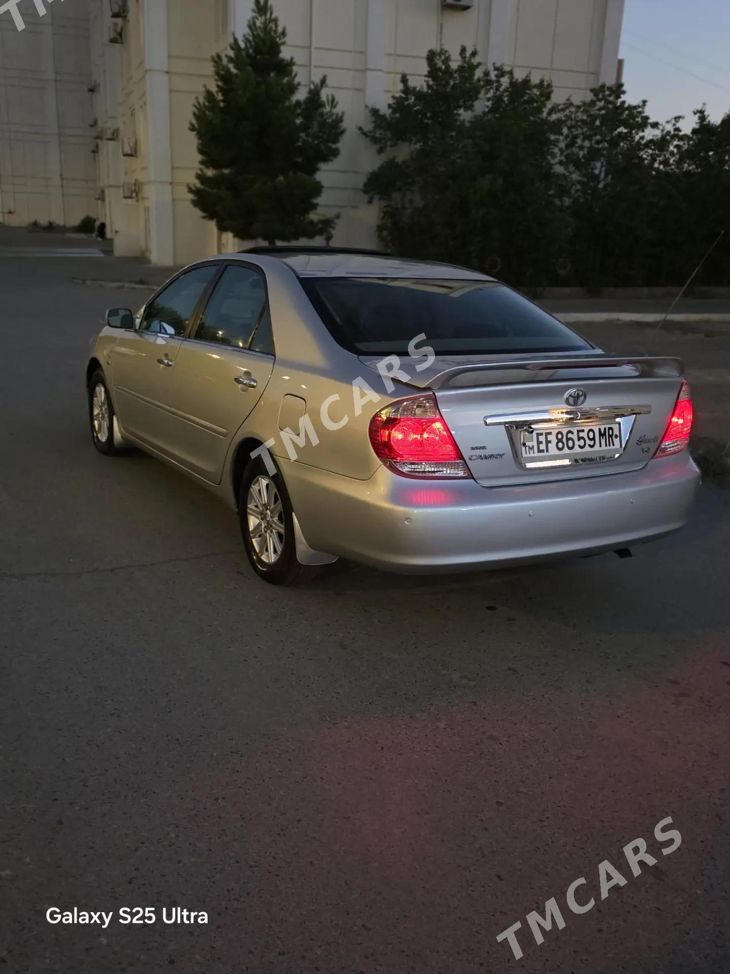 Toyota Camry 2005 - 240 000 TMT - Мары - img 4